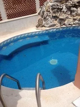 B And B Lux Villa Paraiso 2*, Плая-дель-Кармен